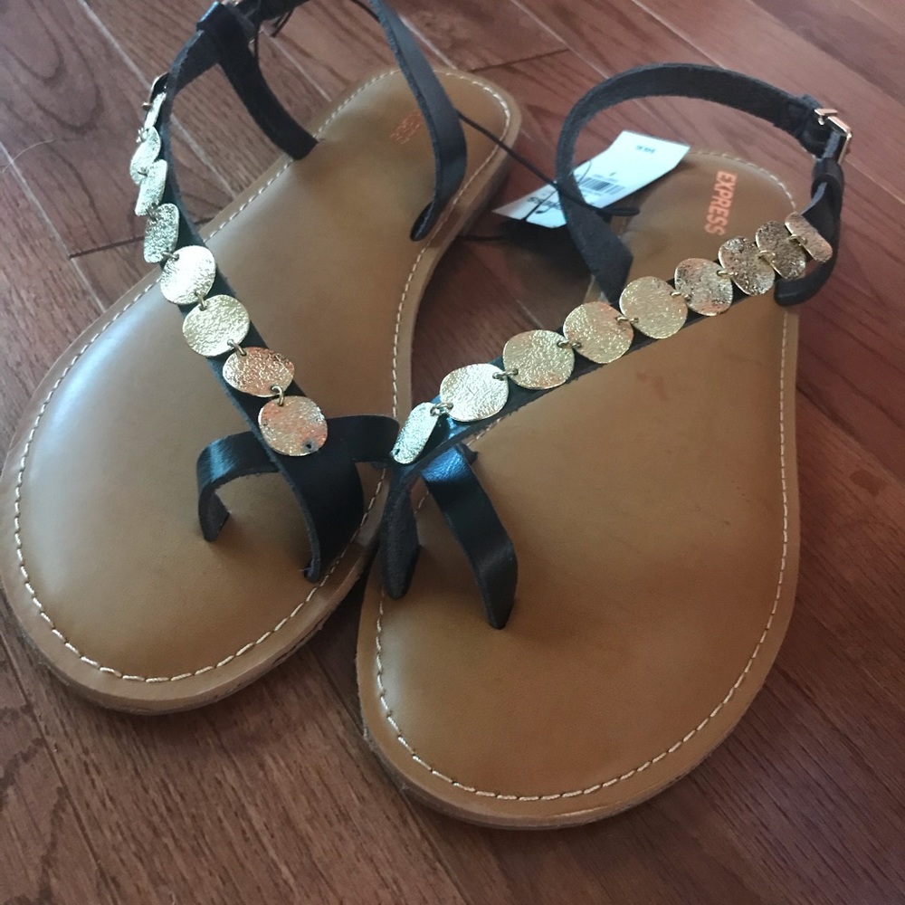 Express Sandals 🖤 - Picture 7 of 16